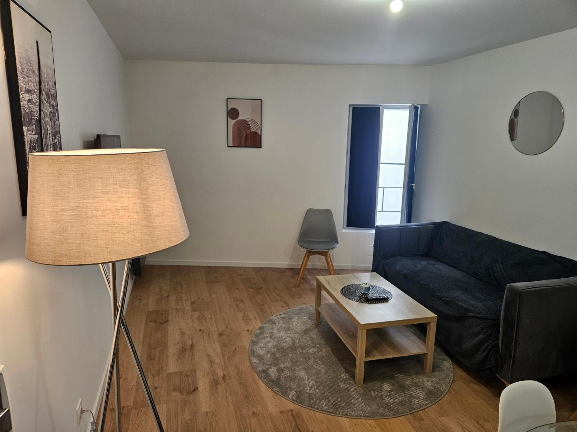 T2 Chaleureux, Calme Et Entierement Renove. Apartment Beziers Bagian luar foto