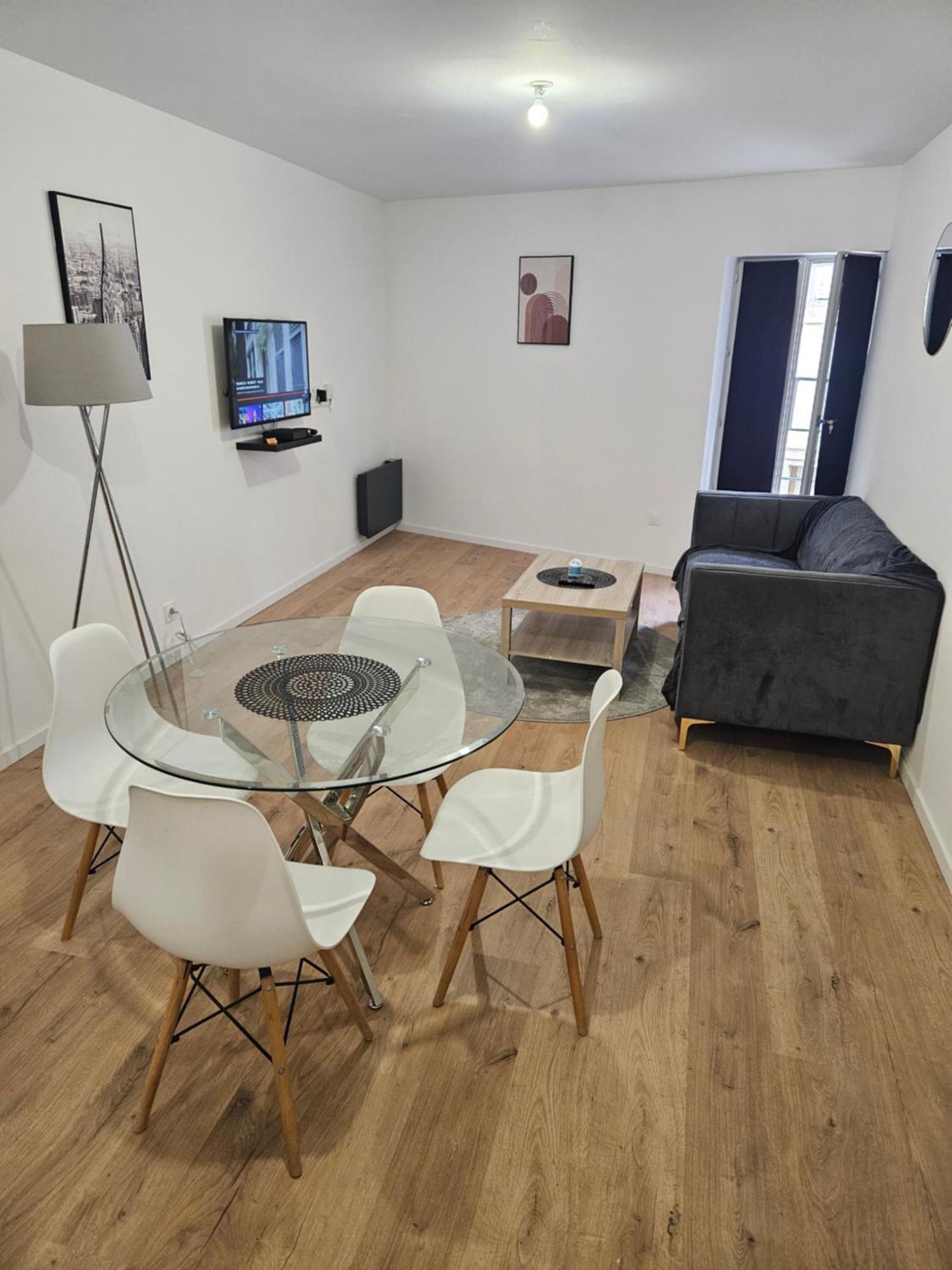 T2 Chaleureux, Calme Et Entierement Renove. Apartment Beziers Bagian luar foto
